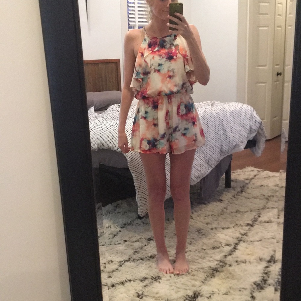 Vestique multicolored tie back romper - Picture 6 of 6